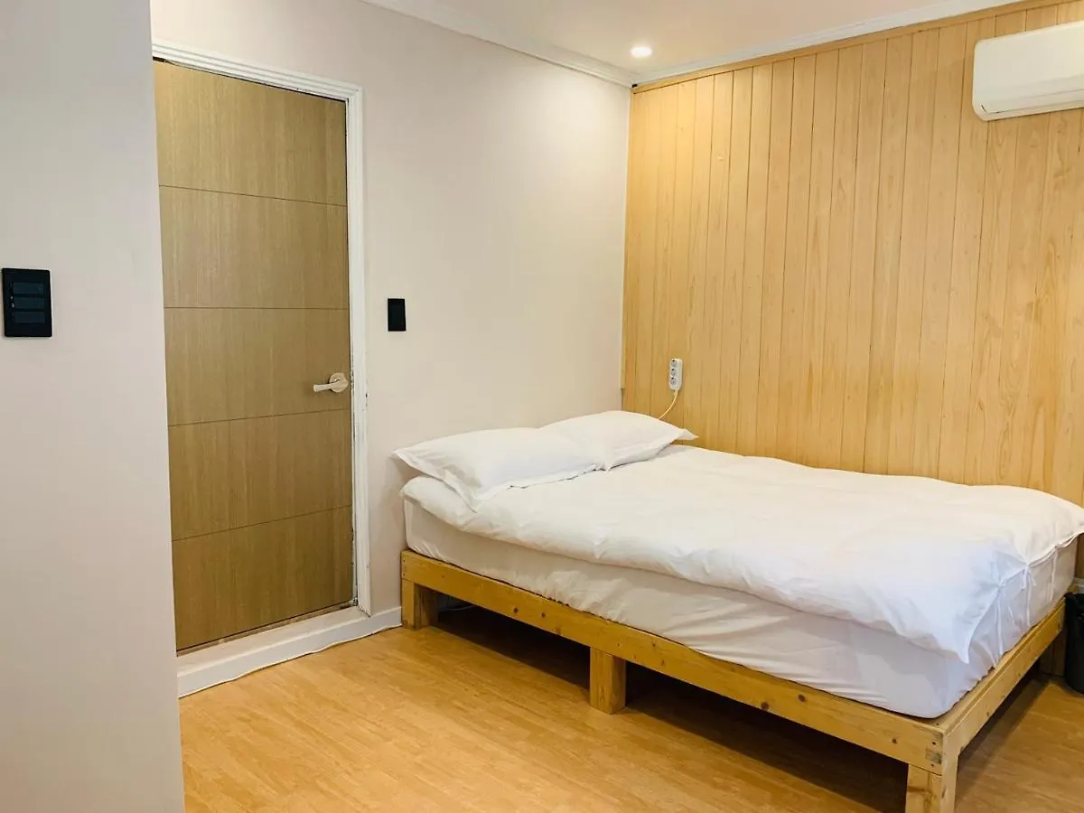 Ssh Lk Hostel Seul 0*,